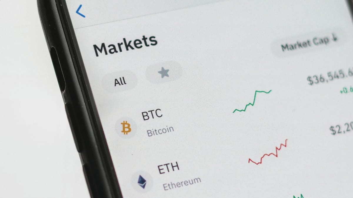 由于多头头寸主导损失，加密货币市场清算额达到 3.33 亿美元