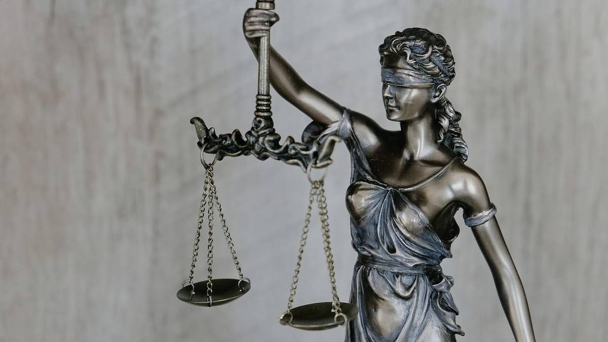 尽管有 $2.5B ETF 流入，但地缘政治紧张局势导致比特币跌至 $68.5K