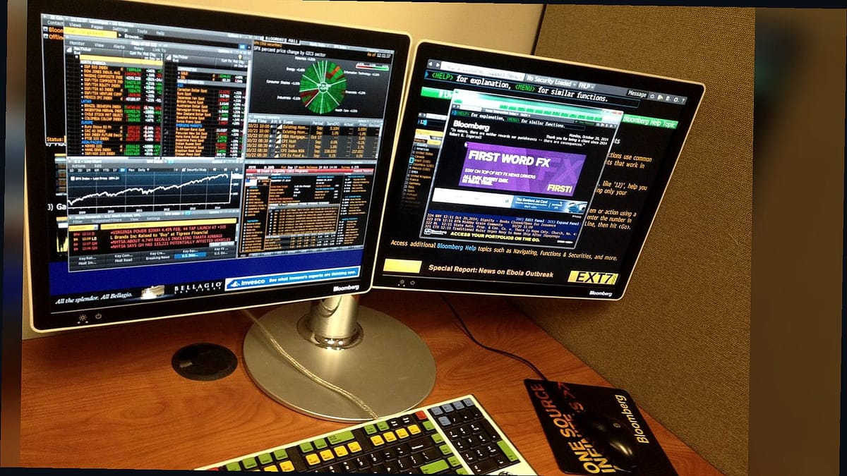 比特币鲸鱼和鲨鱼全年实现亏损 309 亿美元