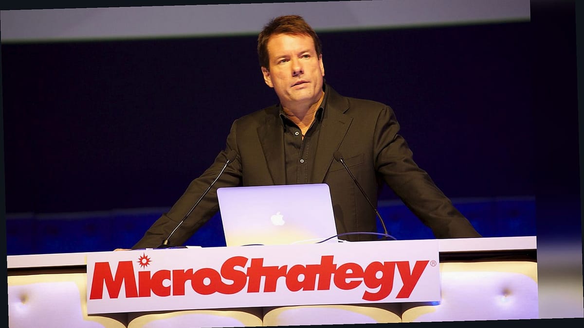 由于地缘政治紧张局势和企业活动喜忧参半，比特币波动至 6.6 万美元以下