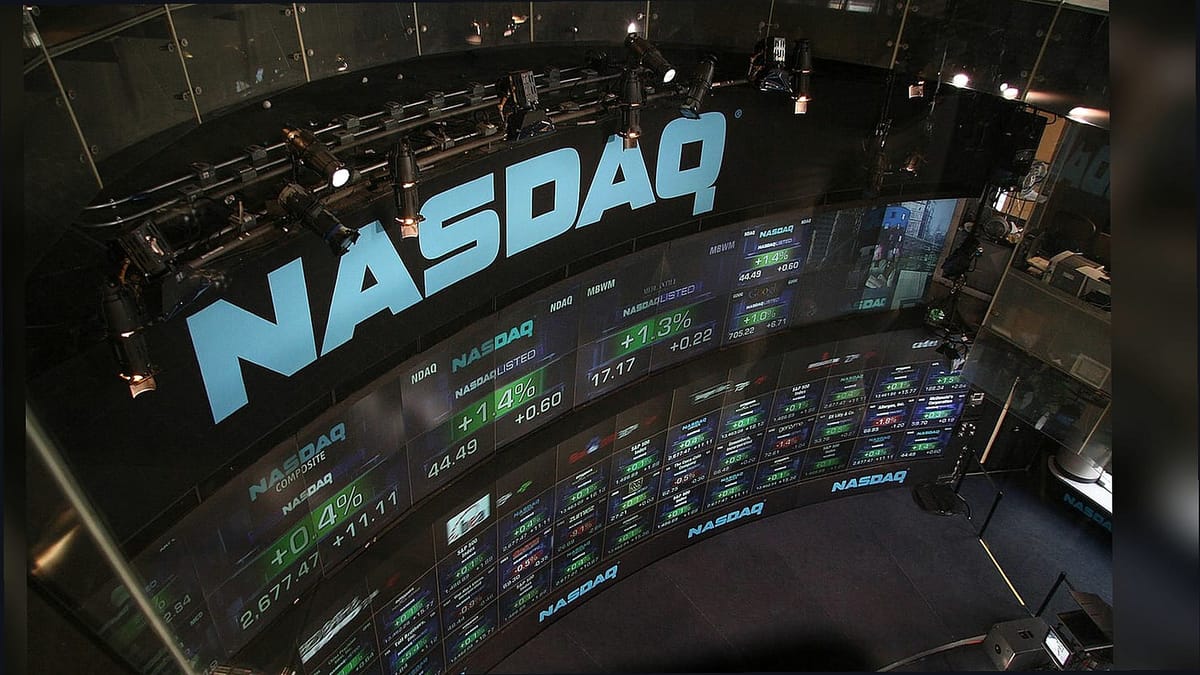 Whale 以 390 万美元的损失平仓 1,410 万美元的石油多头，开仓 930 万美元的空头；持有 1205 万美元的 BTC 多头