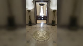 鲍威尔警告能源危机期间关税可能使通胀上升 0.5-1%