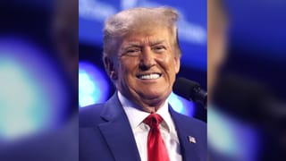 纳斯达克上市期间，与特朗普相关的美国比特币储备突破 7,000 BTC