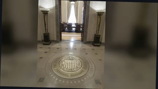 ECB's Muller Warns Rate Hikes Possible if Energy Prices Stay High