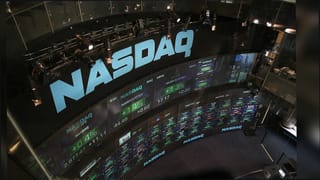 Whale 以 390 万美元的损失平仓 1,410 万美元的石油多头，开仓 930 万美元的空头；持有 1205 万美元的 BTC 多头