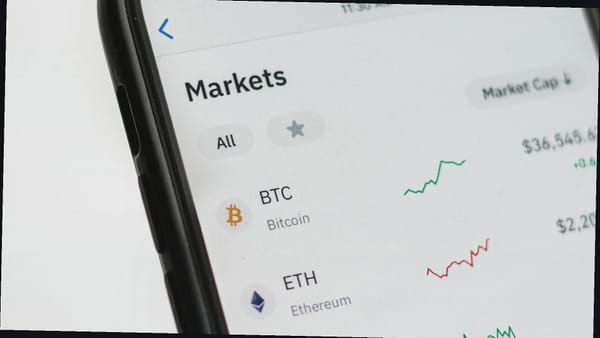 在极度恐惧情绪中，加密货币恐惧和贪婪指数上升 5 点至 14