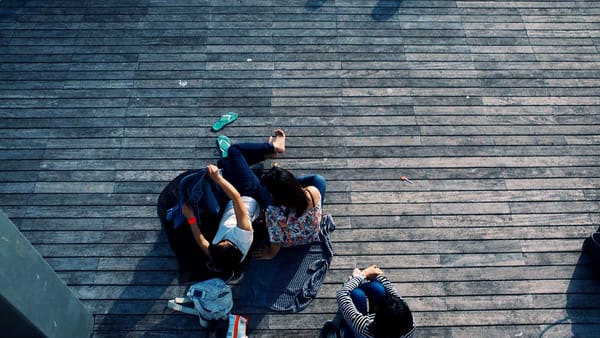 Cipher Digital 股价因 AI 数据中心枢轴和 2 亿美元信贷额度上涨 9%