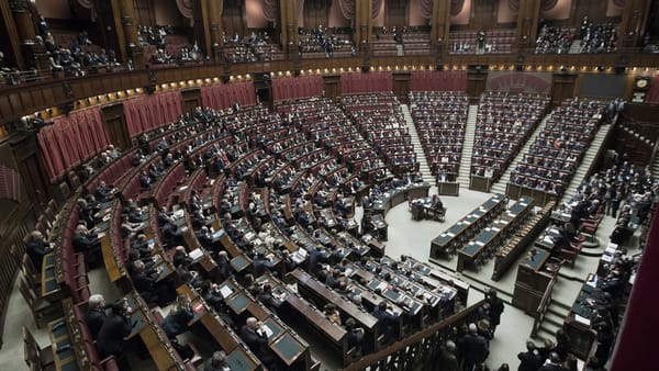 CME FedWatch 预测 4 月份美联储不加息的可能性为 93.8%