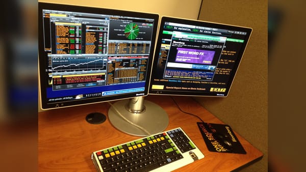 ETH 清算水平：9.64 亿美元多头面临低于 1,952 美元的风险