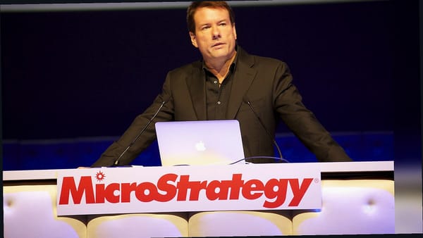 MicroStrategy Halts STRC Dividend Increases and BTC Accumulation